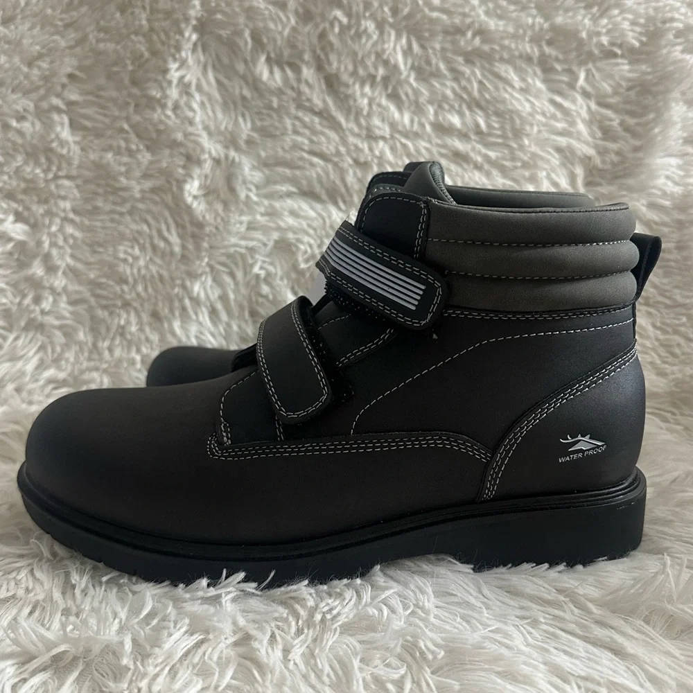 Deer Stags Marker Black Waterproof Boots - Big Kids' Size 7 - NWT